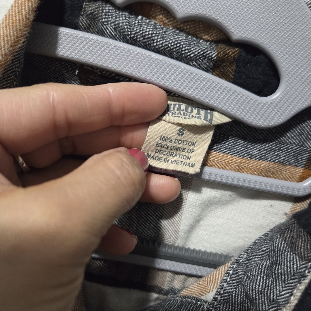 Duluth Trading Co Black and Tan Checkered Shirt - Picture 4 of 6